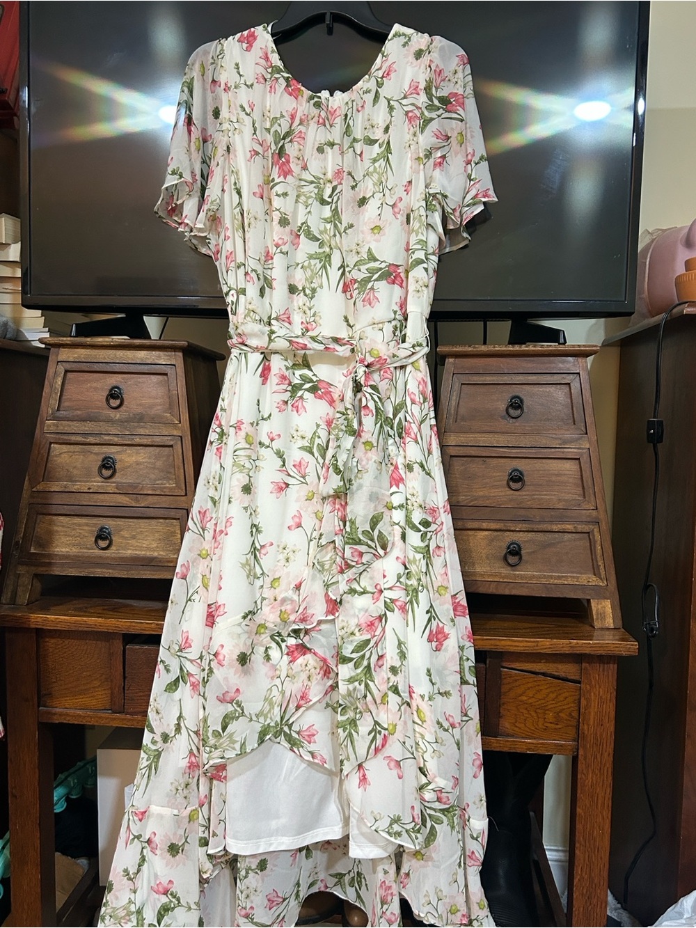 Jessica Howard Floral White & Pink High-Low Midi Dress with Waist Tie